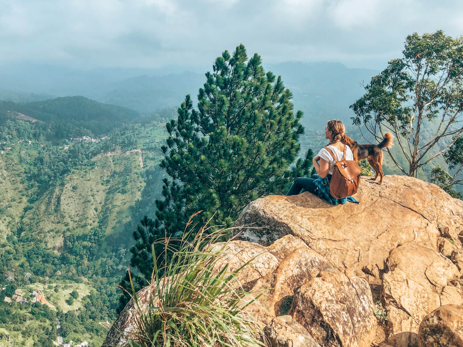 Female solo travel Sri Lanka